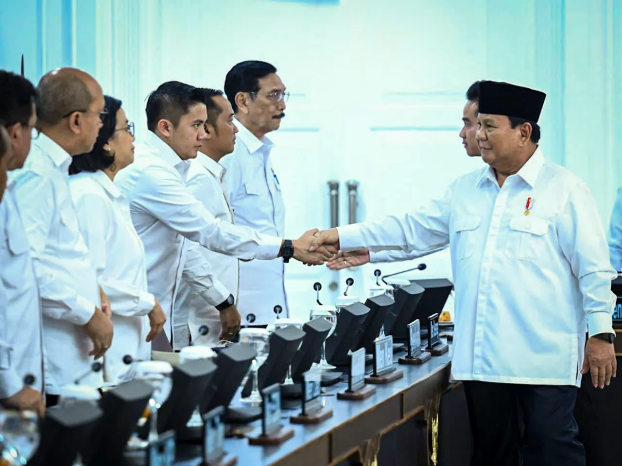 Satu tahun pemerintahan, presiden Prabowo pimpin sidang kabinet paripurna hari ini
