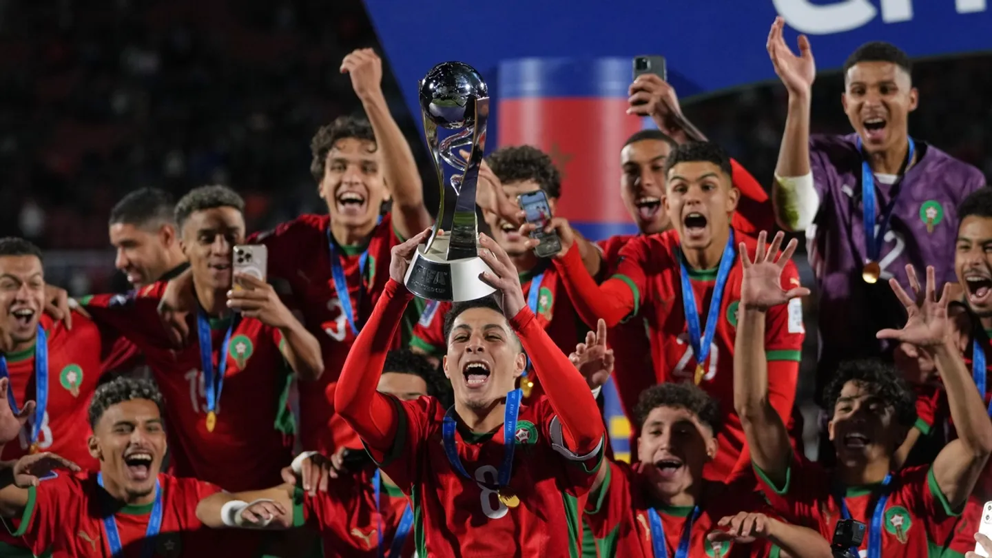 في إنجاز تاريخي.. المغرب يهزم الأرجنتين ويُتوَّج بطلاً لكأس العالم للشباب