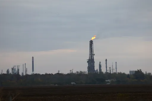 Rosyjskie udziały w serbskiej spółce naftowej trafią do MOL