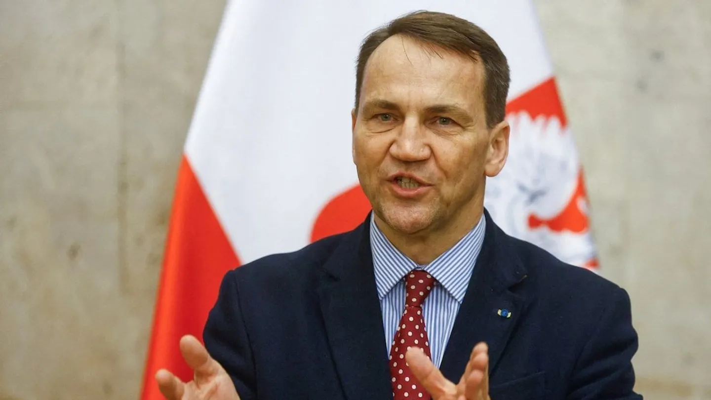 Польша угрожает арестовать Путина по пути в Будапешт