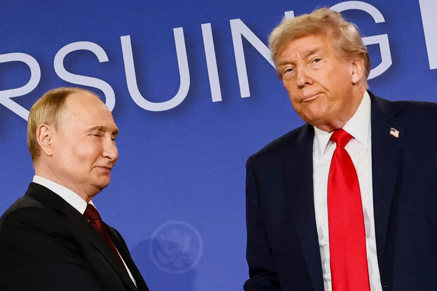 Tramp Russiýanyň prezidenti Putin bilen "biderek geçjek duşuşyk" islemeýändigini aýtdy