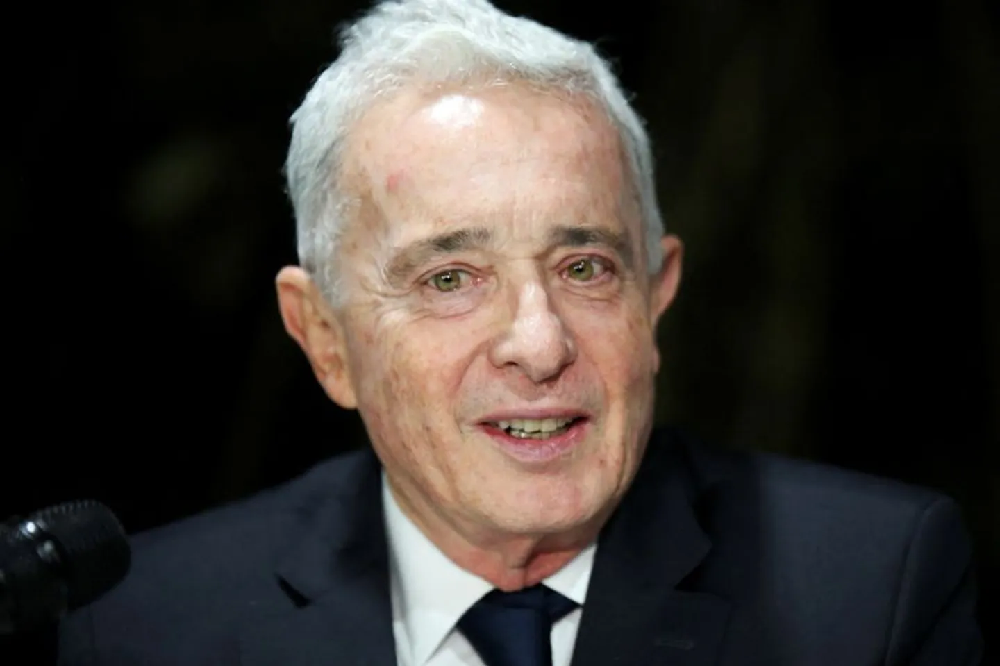 La justicia colombiana revoca la condena al expresidente Álvaro Uribe por soborno y fraude procesal