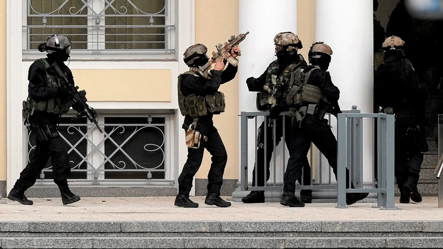 Polónia afirma ter detido 55 suspeitos ligados à espionagem russa nos últimos meses