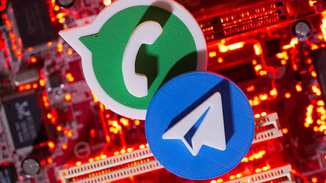 Роскомнадзор заявил о блокировке Telegram и WhatsApp на юге России
