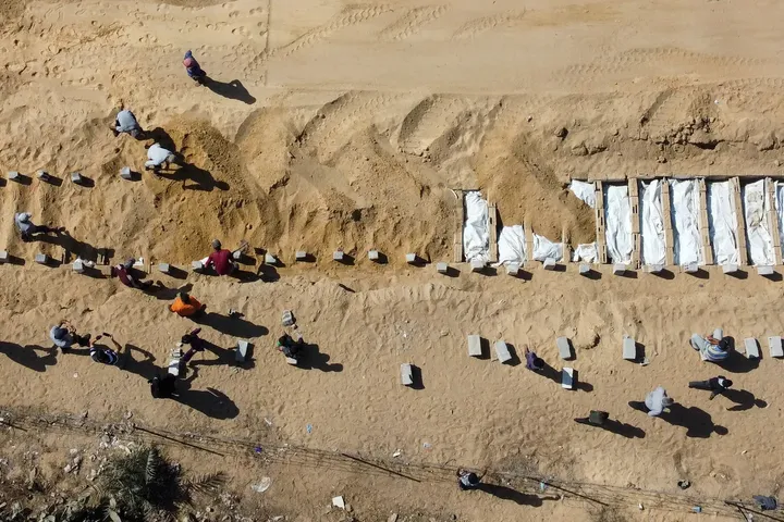 شمار کشته‌شدگان حملات اسرائیل به غزه به ۷۲ هزار و ۳۲۹ نفر رسید