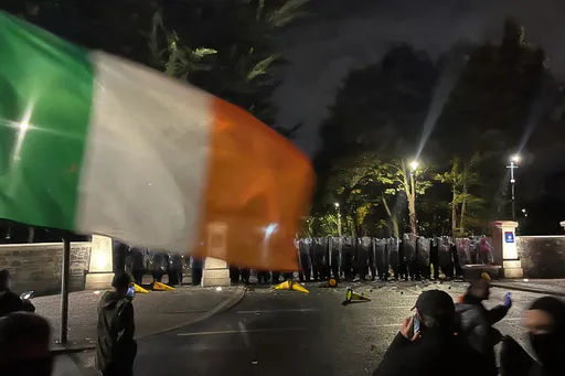 Violence erupts for second night in Dublin near asylum seeker hotel
