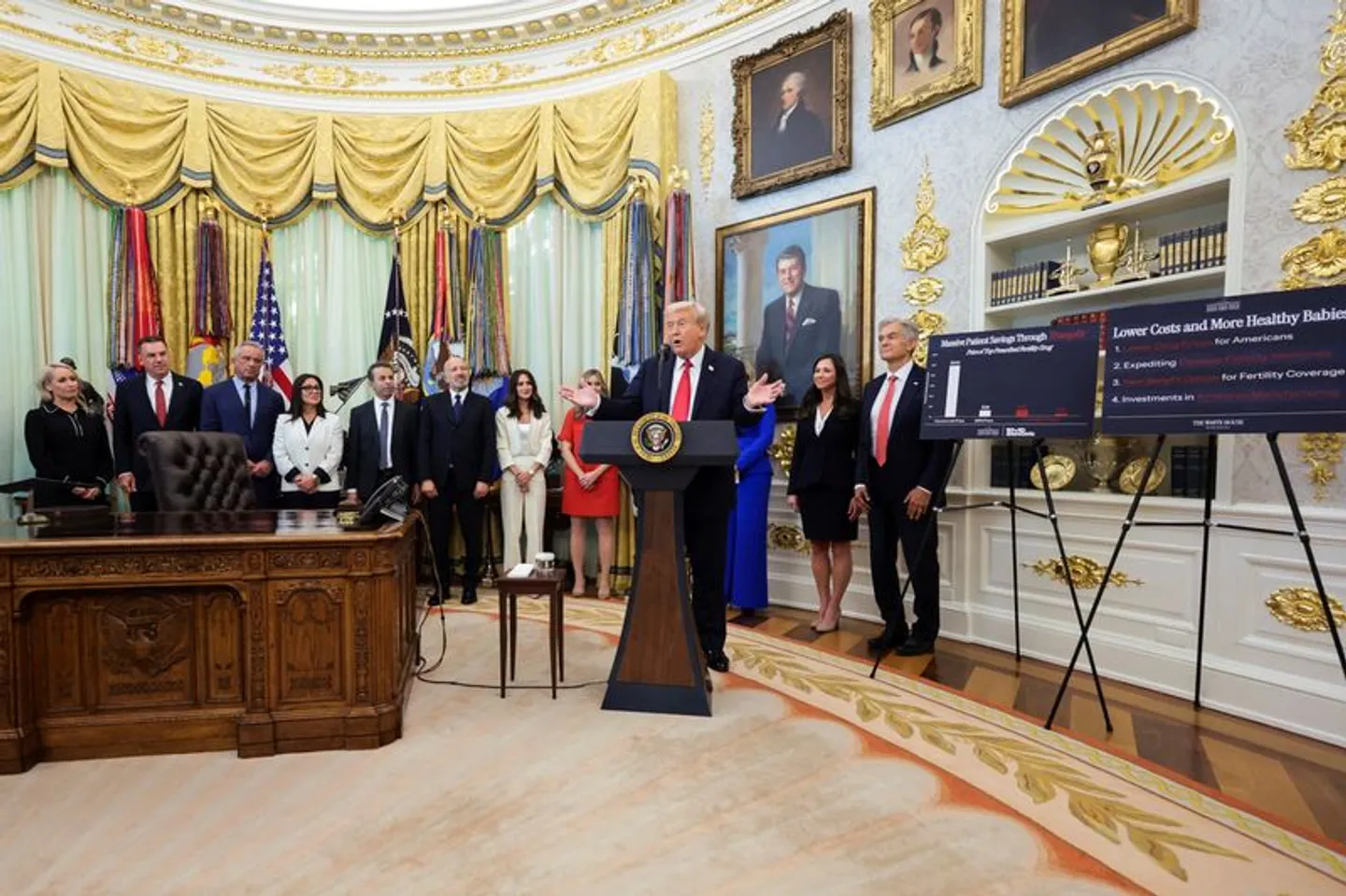 मोदी और ट्रंप ने व्यापार पर बात की, भारत और अमेरिका संबंधों को सुधारने की कोशिश में