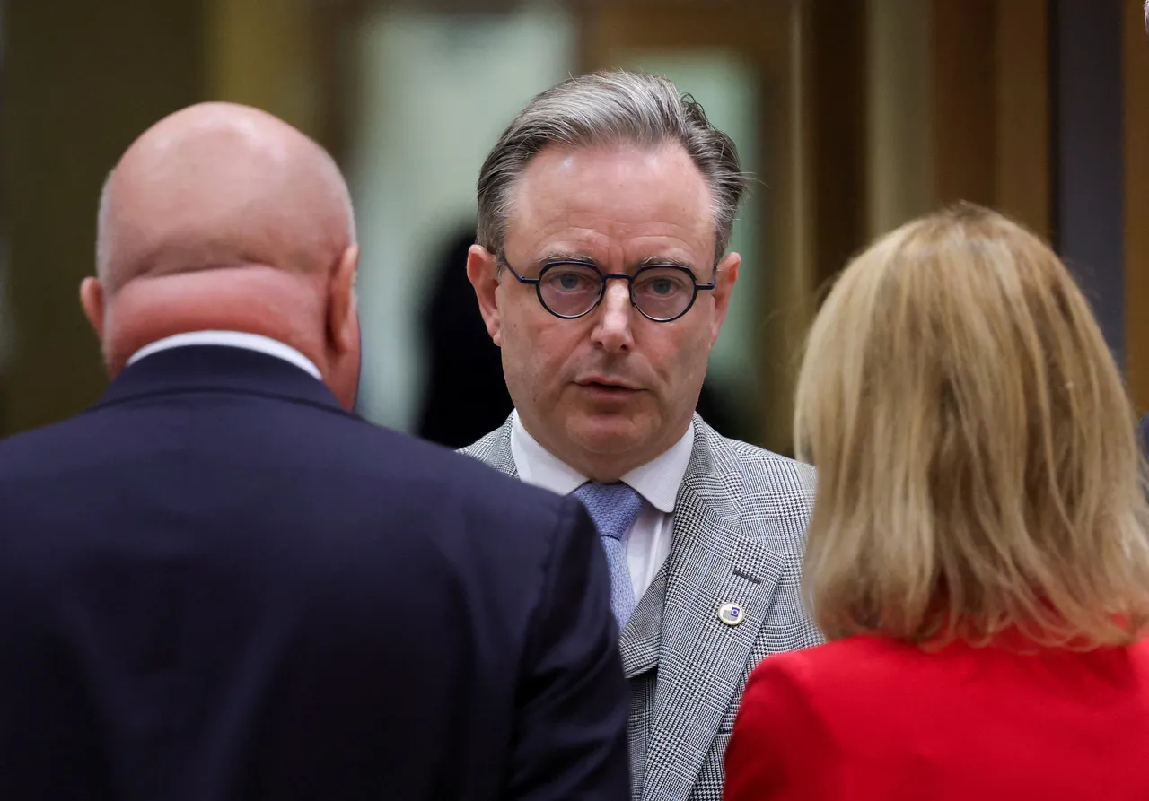 Begrotingsgesprekken muurvast: De Wever leest partners de les, Prévot sluit val regering niet uit