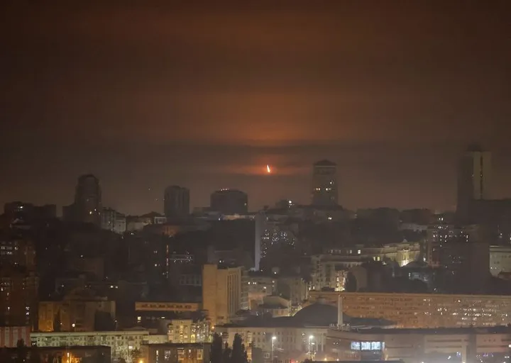 Ukraina: Russiýa parahatçylyk gepleşikleriniň geçirilýän mahalynda Kiýewe howa hüjümini gurady