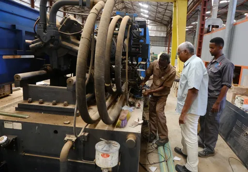 Le Soudan commence la reconstruction du réseau électrique à Khartoum