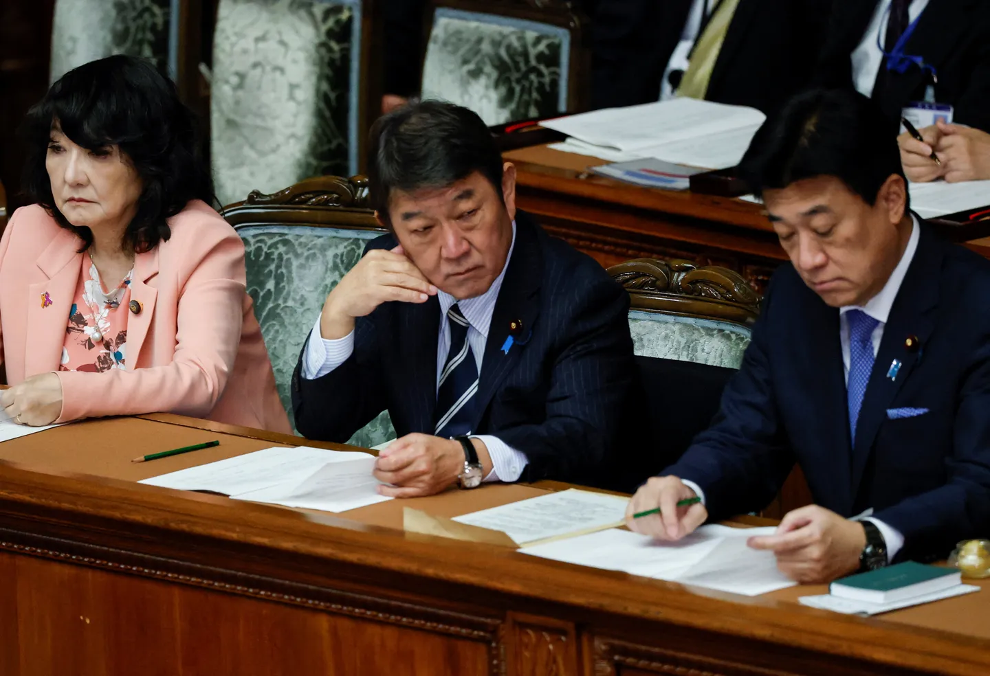 日中外相が電話会談　懸案協議とともに「戦略的互恵関係」推進で一致