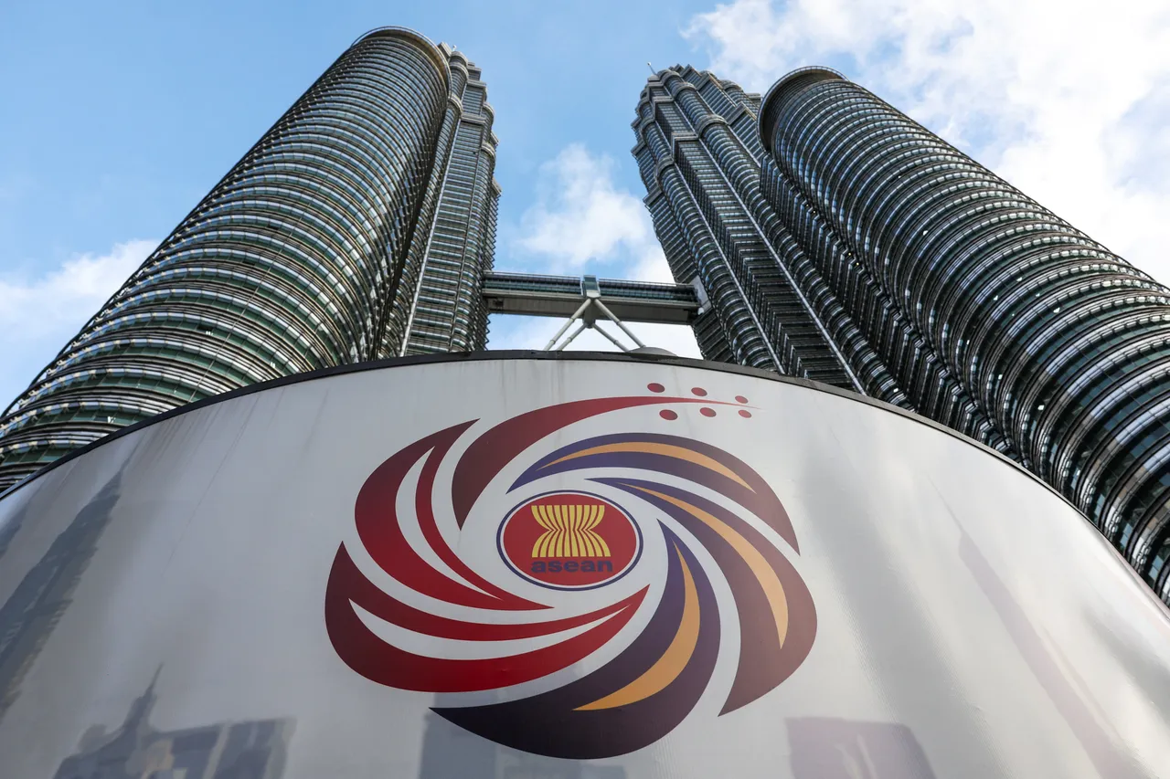 Zeti: Malaysia perlu tangkas mendepani kejutan global, nilai semula dasar tidak fleksibel