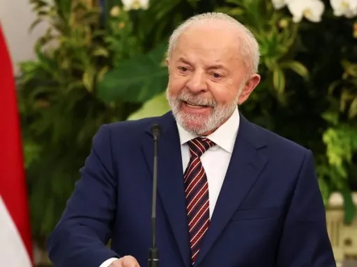 Presidente Lula anuncia candidatura à reeleição para um quarto mandato não consecutivo