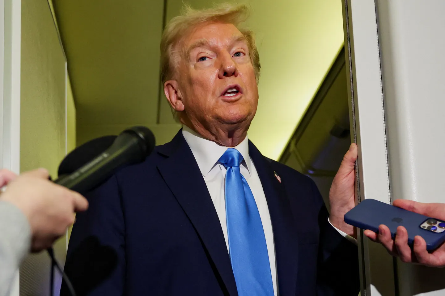 ترامپ كامبودژا-تايلاند تىنچلىق كېلىشىمىنىڭ «دەرھال» ئىمزالىنىدىغانلىقىنى بىلدۈردى