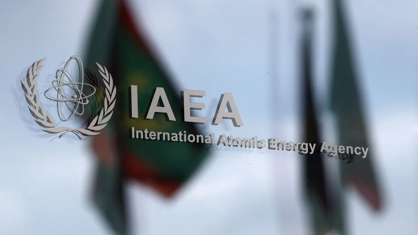 Иран, Россия и Китай заявили о прекращении полномочий МАГАТЭ
