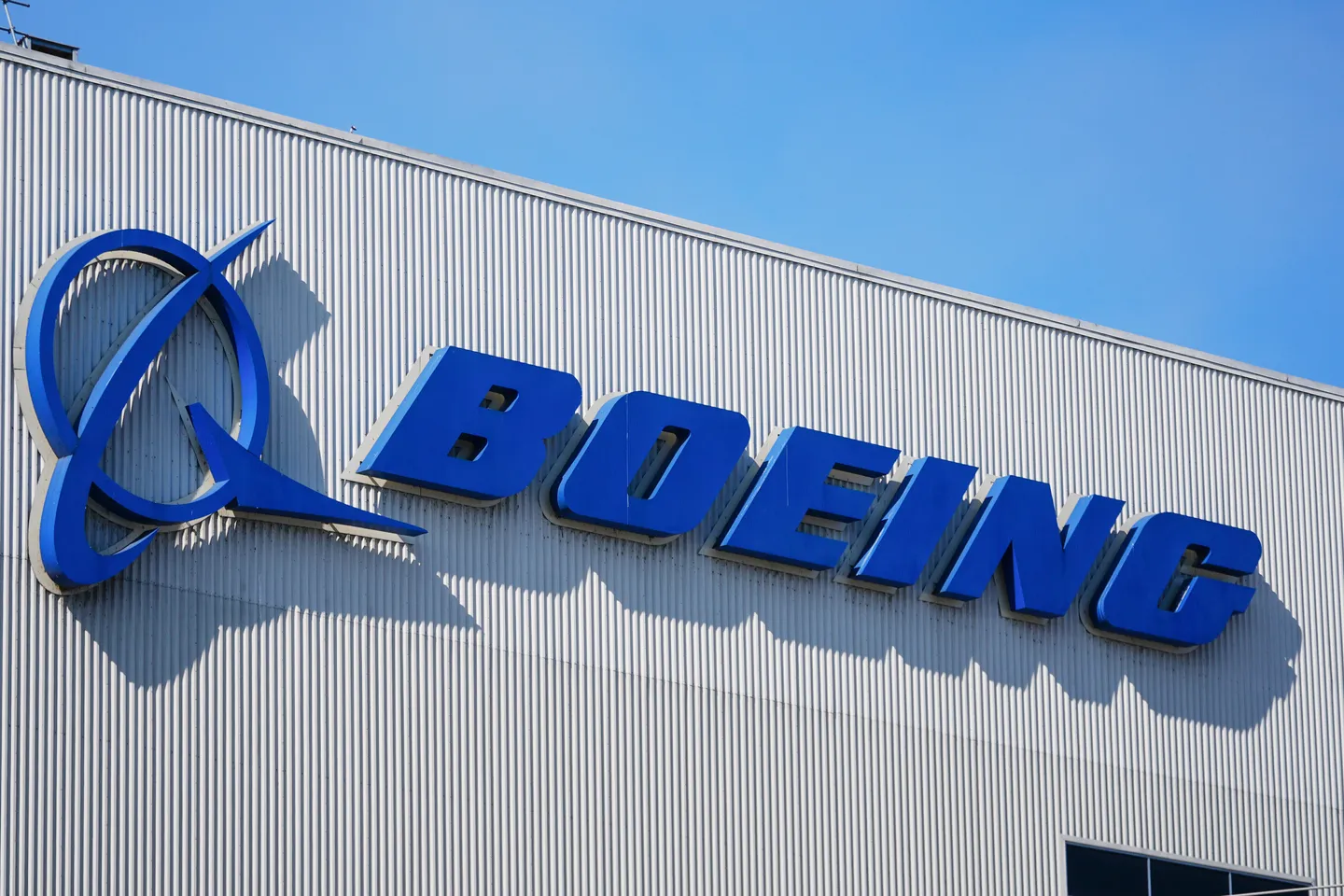 Pekerja Boeing tolak tawaran kontrak untuk keempat kali, mogok masuk minggu ke-13