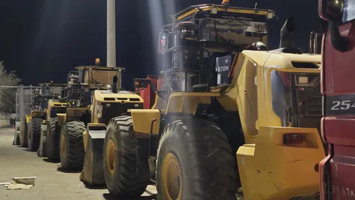 Gaza: des engins lourds égyptiens en renfort pour retrouver les dépouilles des otages israéliens