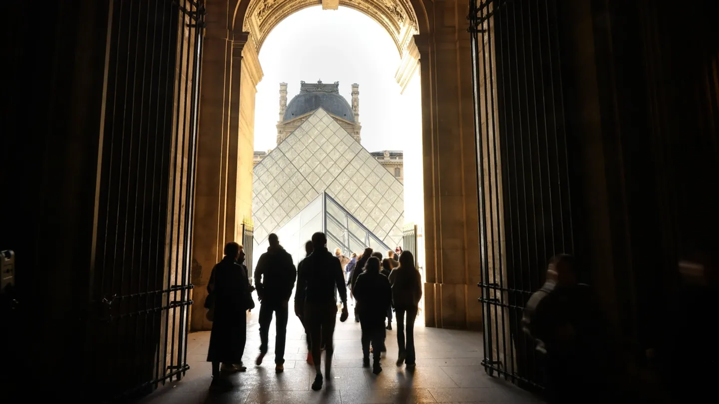 Грабители Лувра задержаны