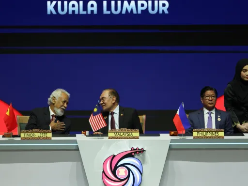 Timor-Leste adere formalmente à ASEAN como 11.º membro após 14 anos de campanha