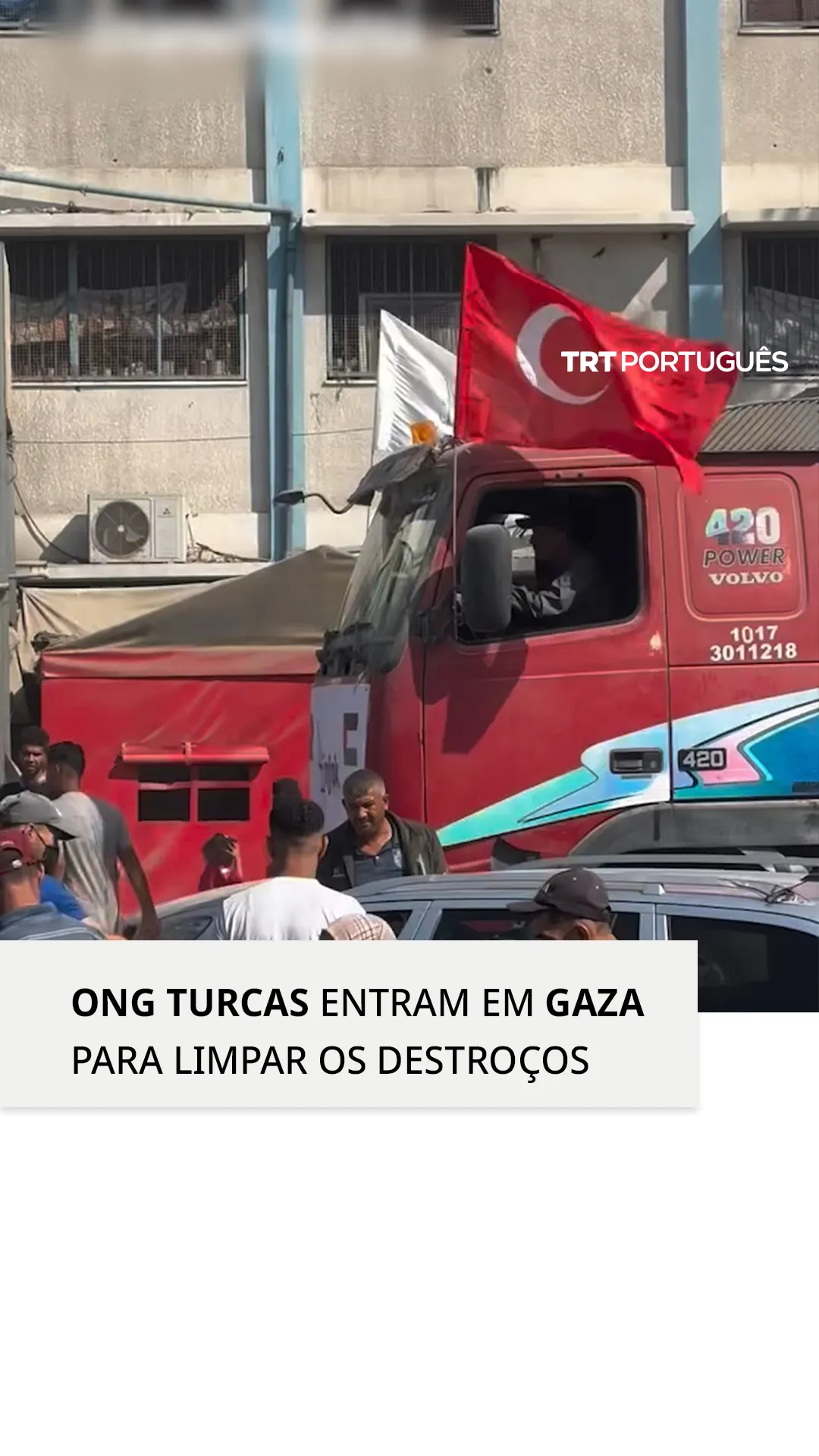 ONG turcas entram em Gaza para limpar os destroços