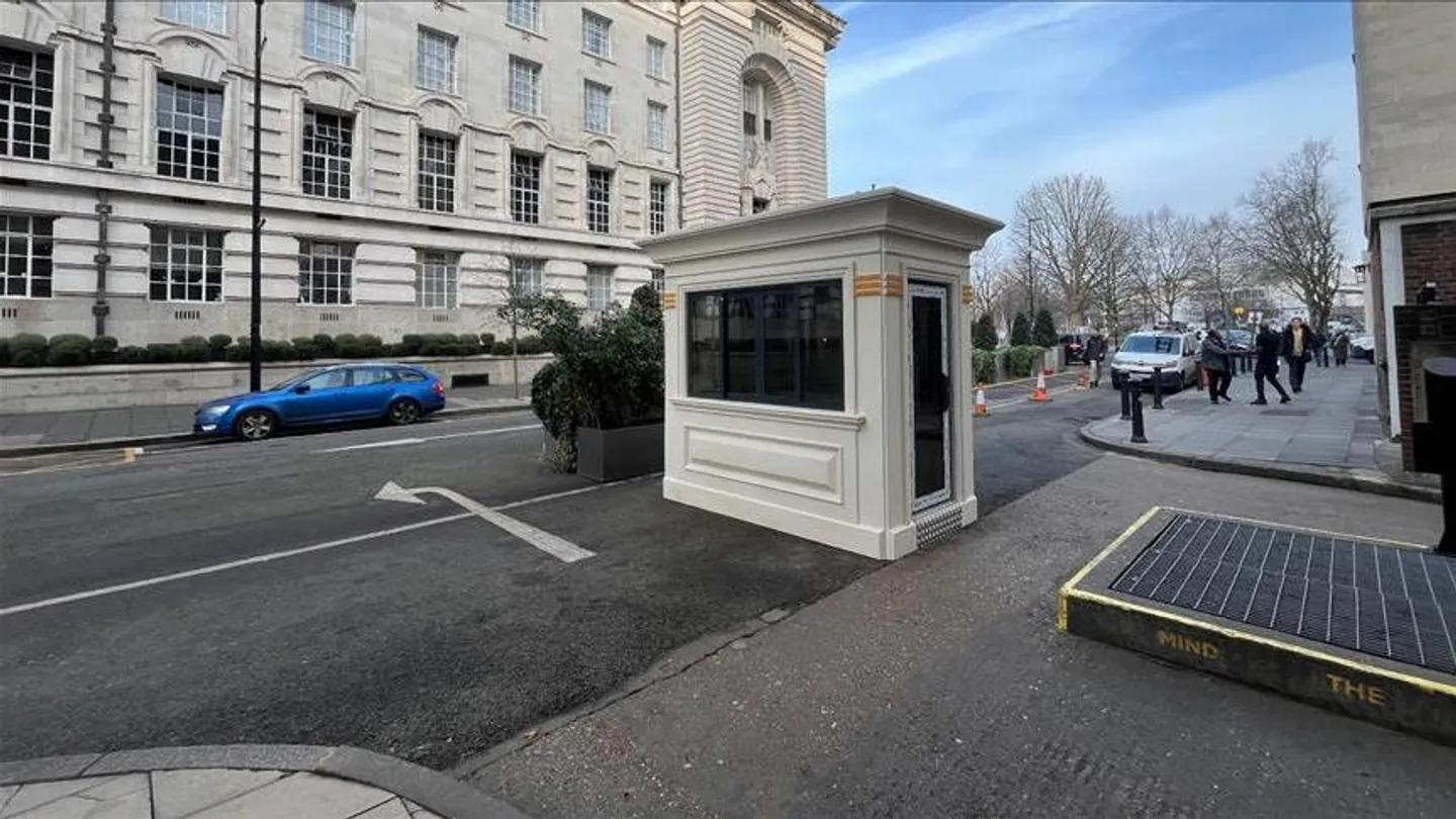 Кабините на турската фирма Кармод ќе се користат за реновирање на лондонскиот Тауер Бриџ