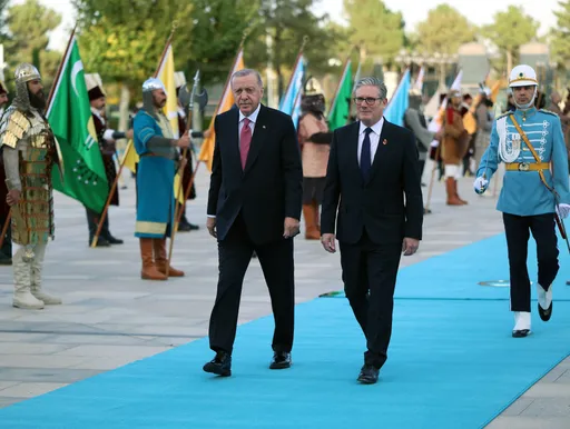 Erdogan welcomes UK's Starmer in Ankara