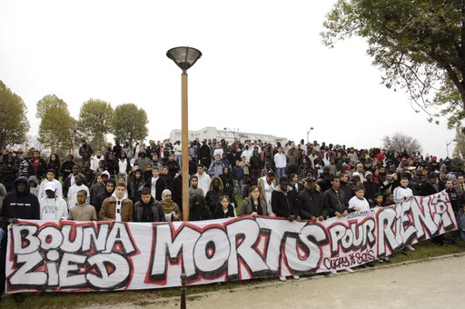 Retour sur les émeutes de Clichy-sous-Bois, il y a 20 ans