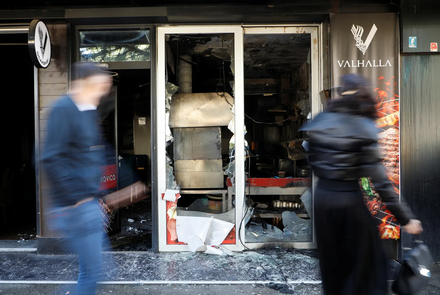 Түркия дем алыш күндөрү болгон окуялардан кийин Черногориядагы кырдаалды көзөмөлгө алды