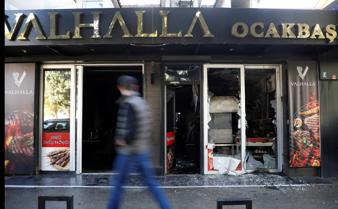 Türkiýäniň Çernogoriýadaky Ilçisi pyçakly hüjümiň gyssagly derňelmegini talap etdi