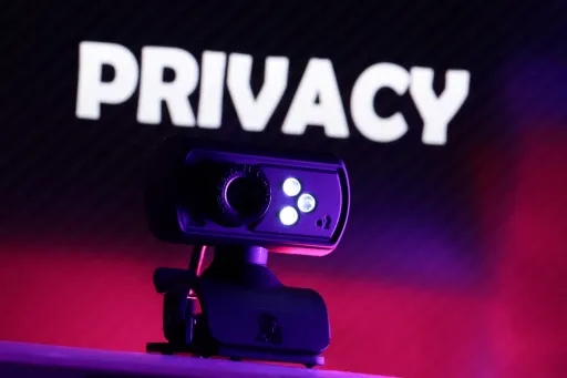 Austria bëhet fushëbeteja më e re kundër Clearview AI për mbledhjen e miliarda imazheve online