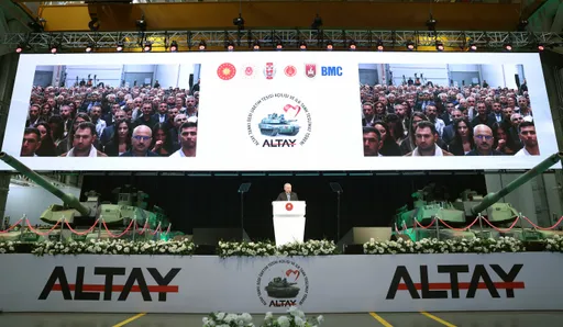 Ердоган ја објави испораката на првите турски домашни тенкови Алтај до вооружените сили