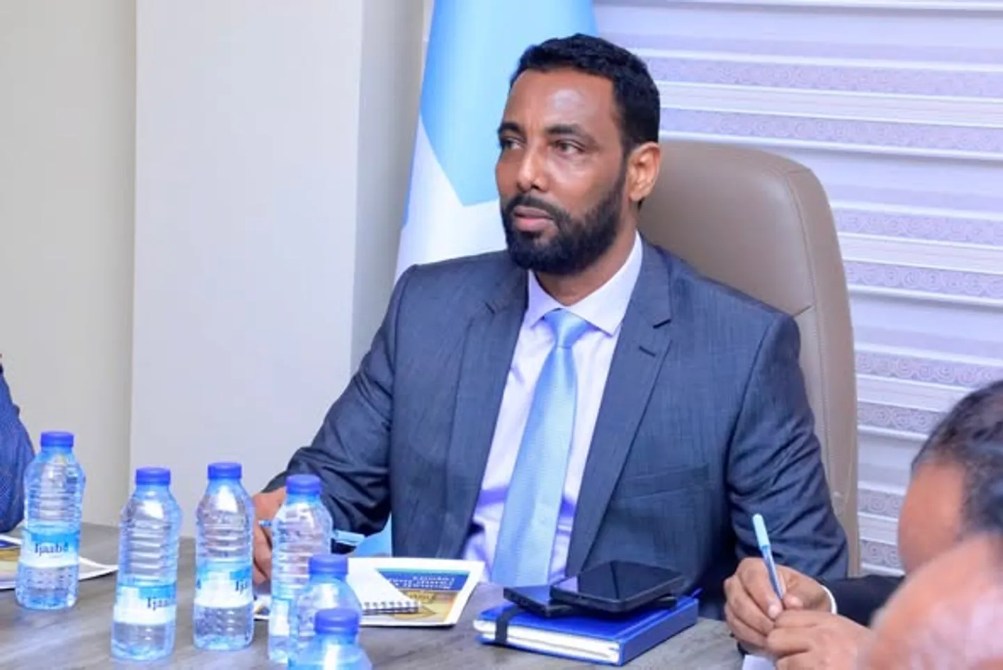 Wasiirka Gaadiidka: Diyaaradda Qaranka Soomaaliya oo dib u bilaabeysa duulimaadkeeda dhammaadka 2025