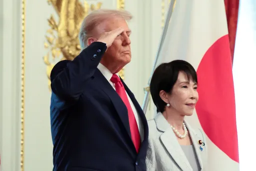 일본 총리, 트럼프와의 정상회담 위해 미국으로 향하다