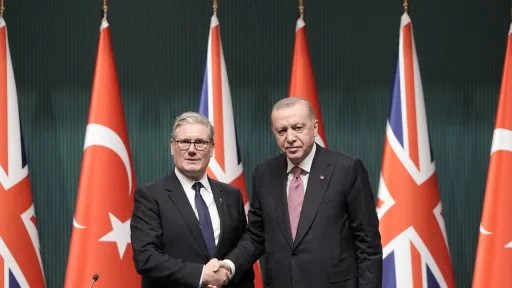 نخست وزیر بریتانیا: توافق جنگنده‌های یوروفایتر با ترکیه به سود امنیت ناتو است