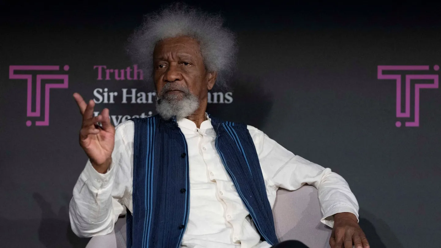 Nigerian Nobel laureate Wole Soyinka says US revokes his visa