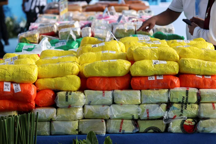 Autoriteiten onderzoeken meerdere sterfgevallen in verband met online drugstransacties