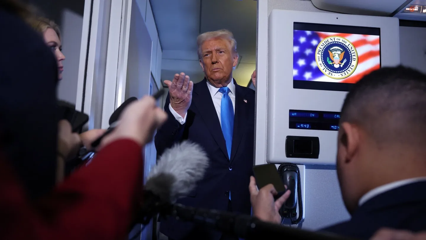 ترامپ پس از حملات اسرائیل به غزه، از عدم وجود خطر در اجرای آتش‌بس سخن گفت