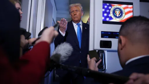 ترامپ پس از حملات اسرائیل به غزه، از عدم وجود خطر در اجرای آتش‌بس سخن گفت