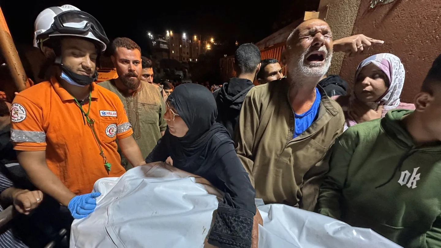 Ataques israelitas matam 91 pessoas, incluindo 24 crianças, em Gaza, em violação do cessar-fogo