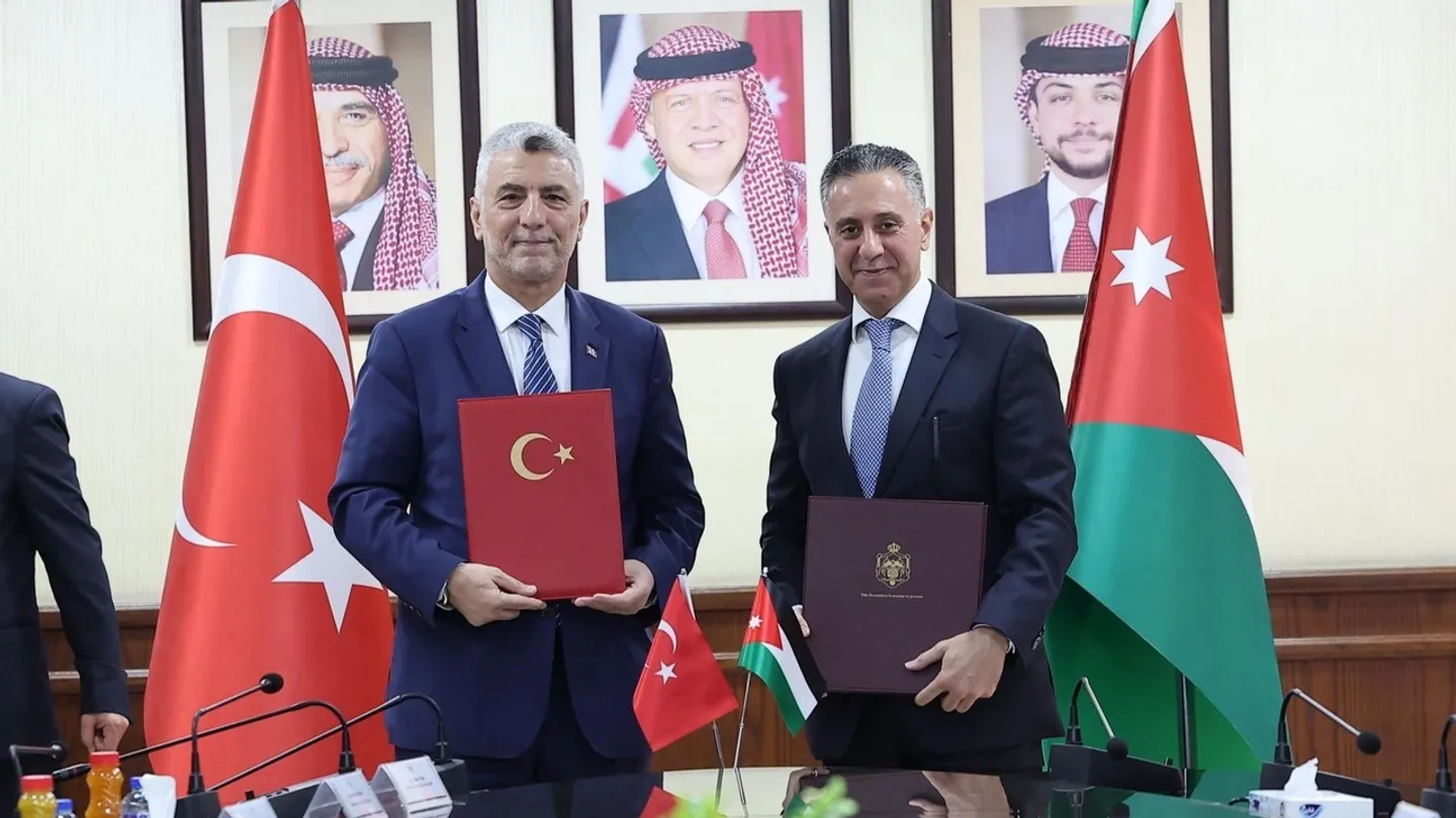 وزير التجارة التركي: طريق الشرق الأوسط التاريخي سيدخل الخدمة العام المقبل