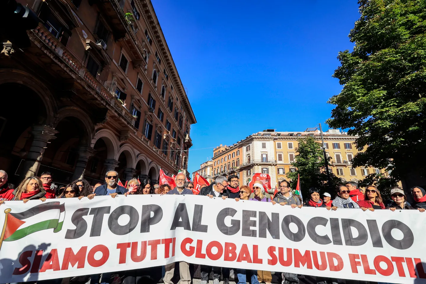 Italija paralizirana generalnim štrajkom u znak solidarnosti s flotilom za Gazu