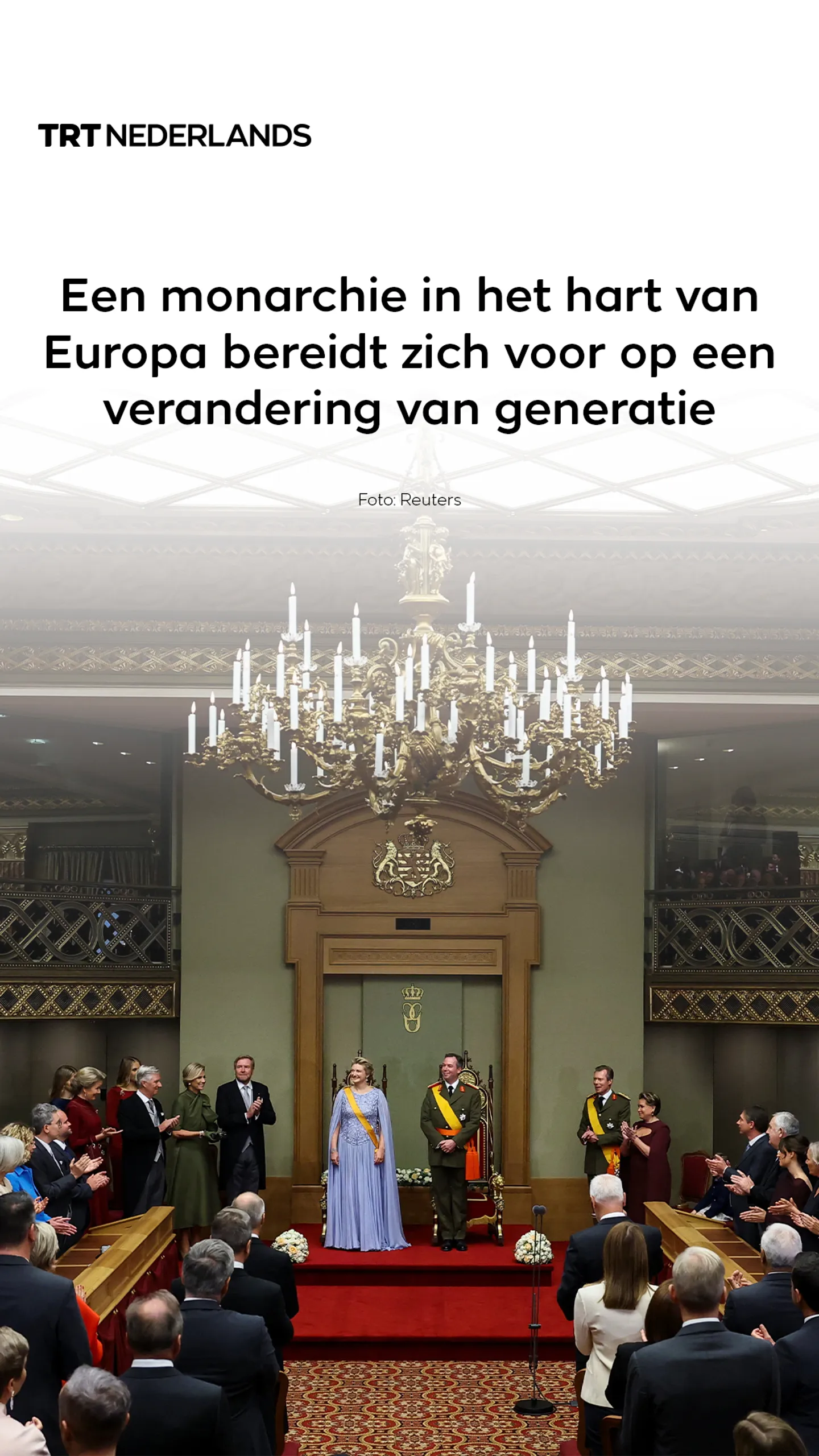De groothertog van Luxemburg treedt af en draagt de troon over aan zijn zoon