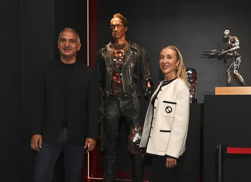 Behind Hollywood’s biggest blockbusters: James Cameron’s art lands in Istanbul