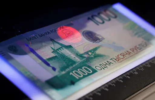 Россиян заставят платить НДС даже при покупках в интернете