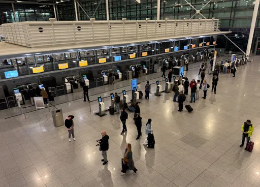 Dronovi paralizirali aerodrom u Minhenu: Višesatni zastoji i preusmjeravanje letova