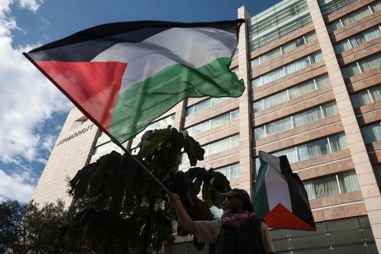 Avropada Qlobal Qətiyyət Donanmasına edilən hücuma qarşı kütləvi etiraz aksiyaları keçirilir