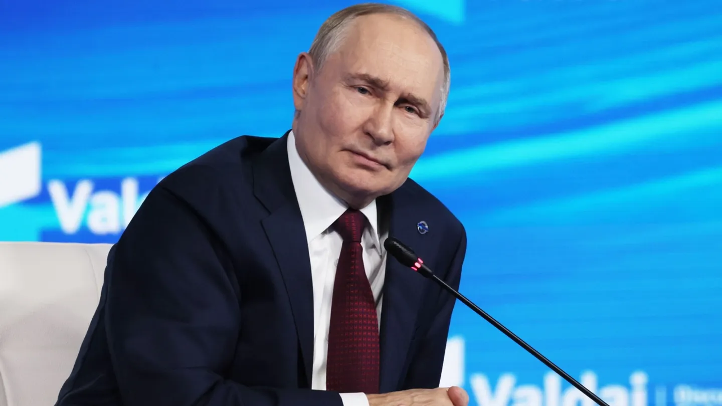 Putin deixa avisos à Europa à medida que o mundo entra numa 'era multipolarizada'