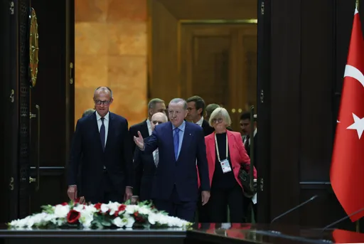 Erdogan presses for progress on EU relations, regional cooperation in talks with Merz