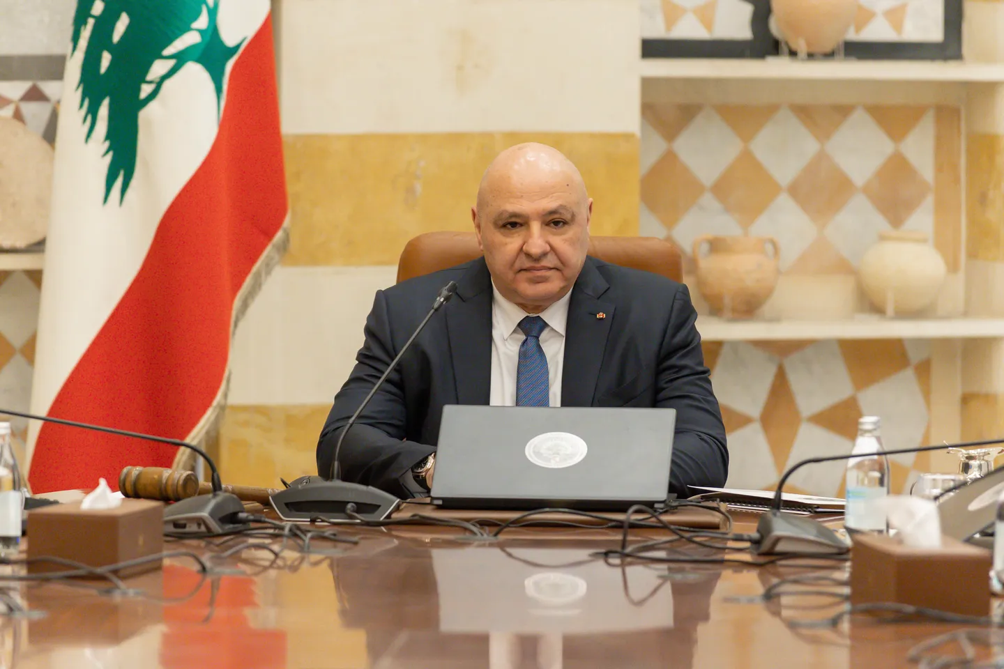 Le président libanais ordonne à l'armée de riposter aux raids israéliens