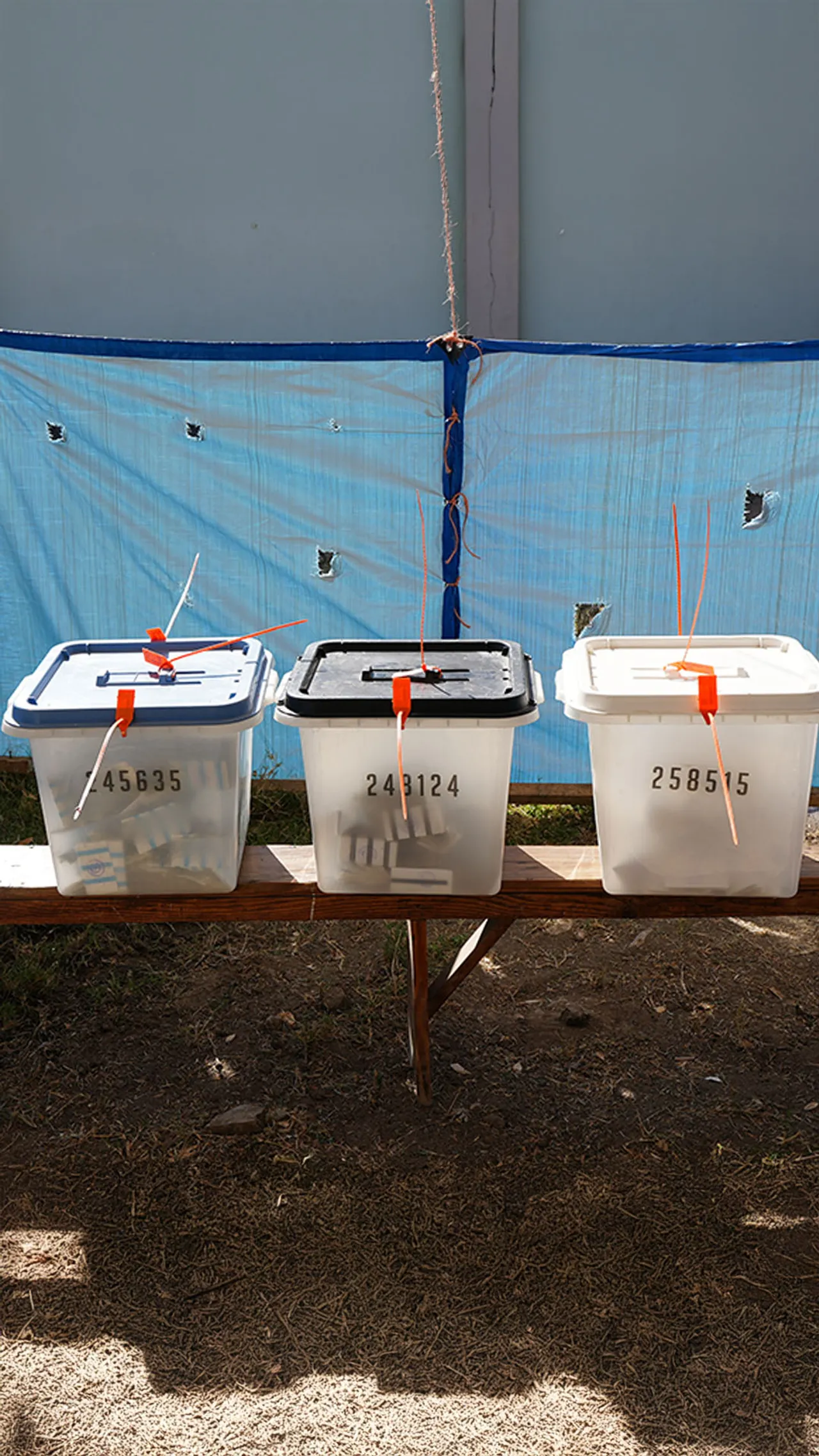 Kura zinaendelea kuhesabiwa Tanzania